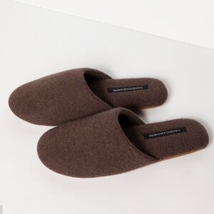 NakedCashmere Mule Slipper In Chocolate Medium 7/8 NWT